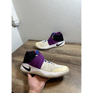 Nike Kyrie 2 Kyrache‎ White Berry Purple Black Size 14 Sneakers Shoes 819583-104